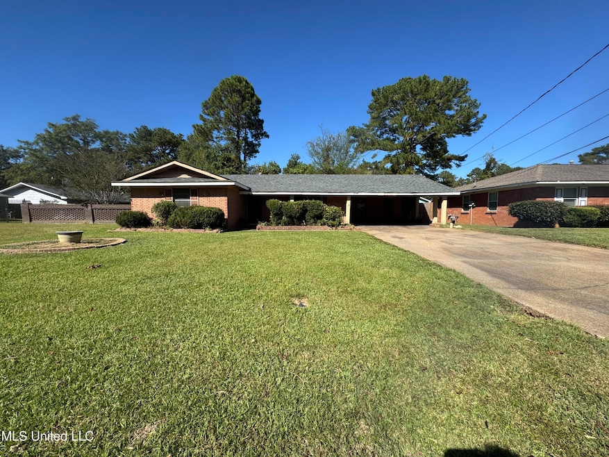 3580 Holmes Ave, Jackson, MS 39213 - photo 1