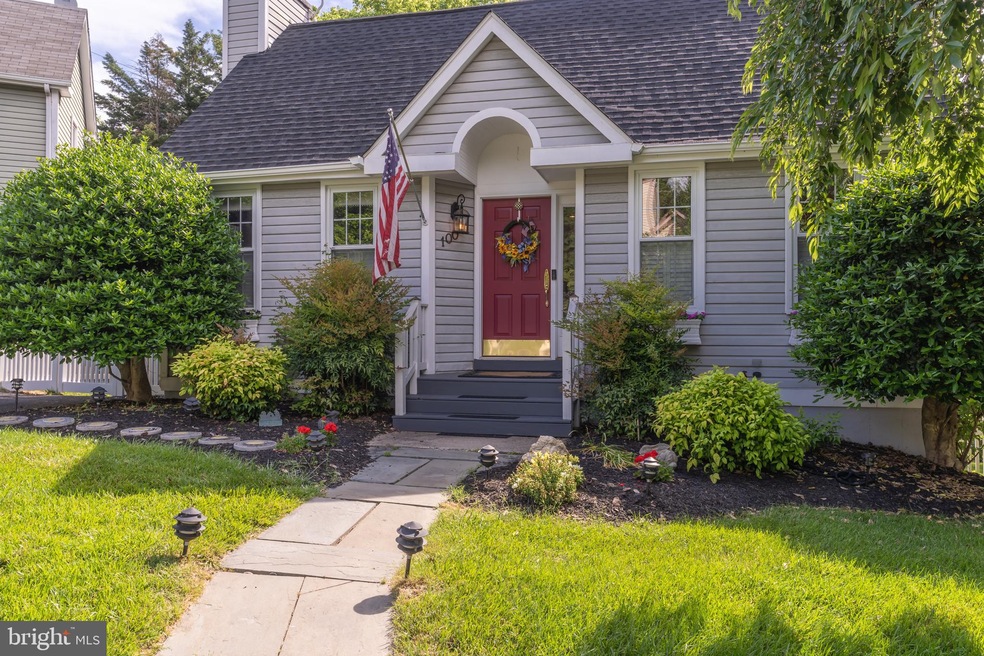 10041 Pratt Place, Silver Spring, MD 20910 - photo 1