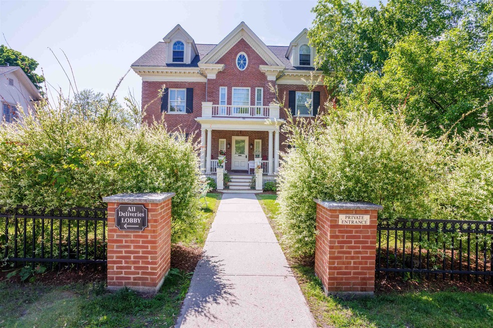 81 S Williams St unit 103, Burlington, VT 05401 - photo 1