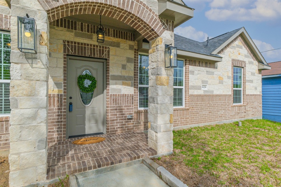 8129 Noble St, Needville, TX 77461 - photo 1