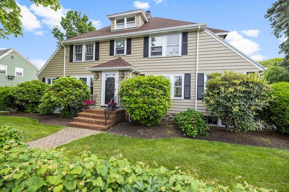 1 Auburndale Rd, Marblehead, MA 01945 - photo 1