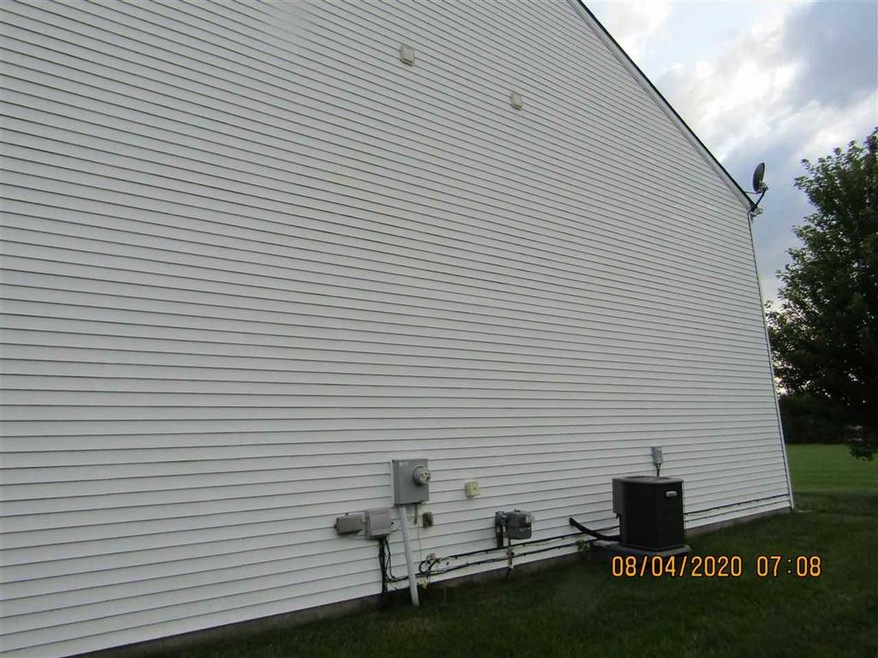 3085 Elk Creek Dr unit 40, Swartz Creek, MI 48473 - photo 1