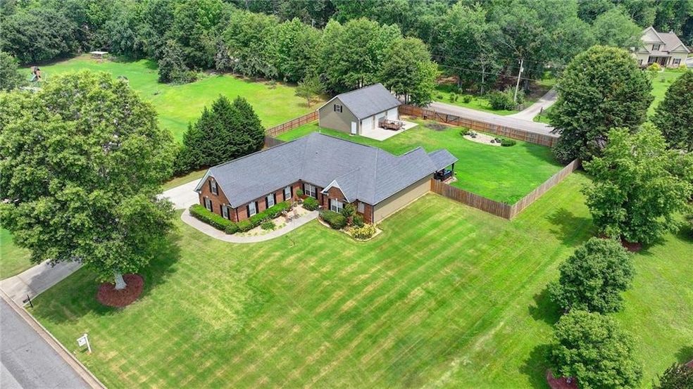 Aerial view of property and surrounding area
