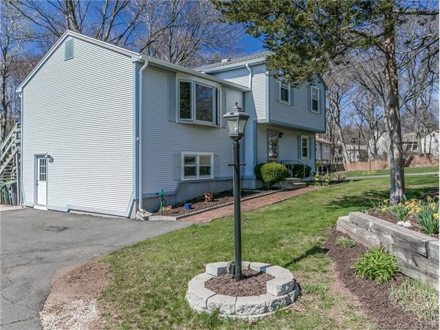 45 Vineyard Ln, Southington, CT 06489 - photo 1