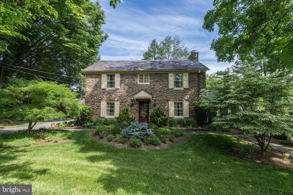 1304 Berwick Rd, Towson, MD 21204 - photo 1