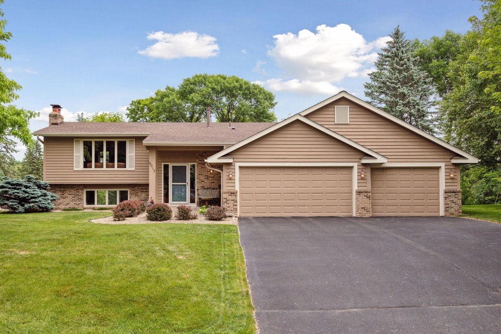 6015 Creek Ridge Ct, Minnetonka, MN 55345 - photo 1