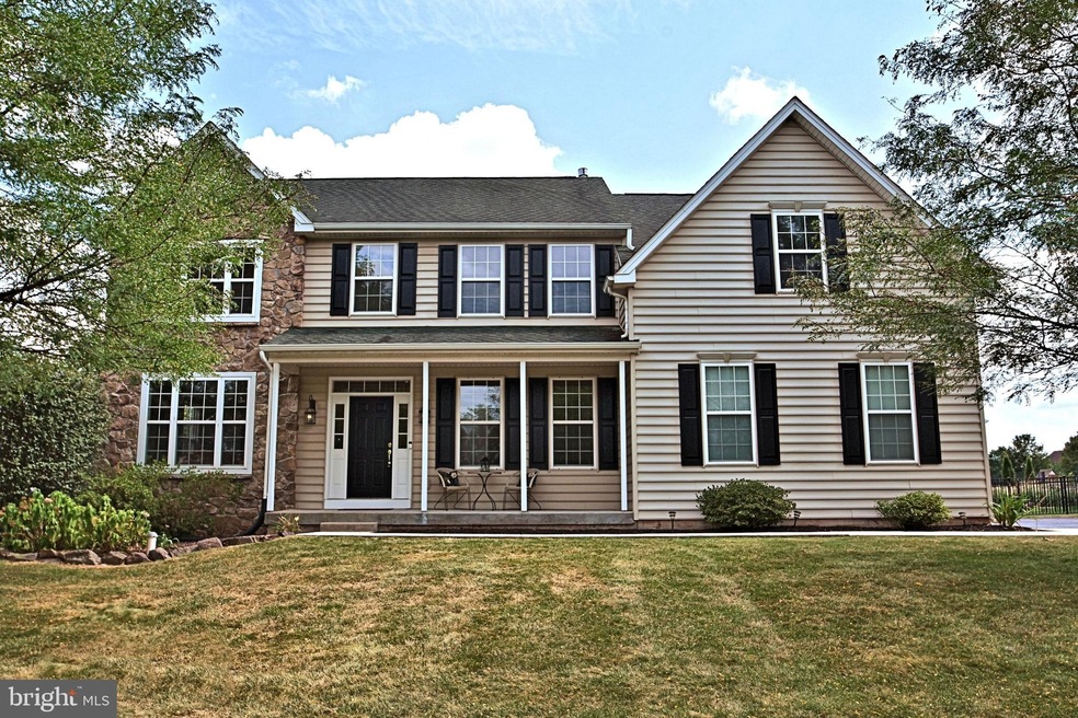 1024 Broadleaf Cir, Royersford, PA 19468 - photo 1