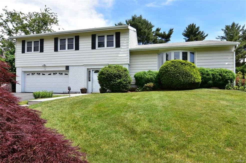 1 Whippoorwill Rd, Rye Brook, NY 10573 - photo 1