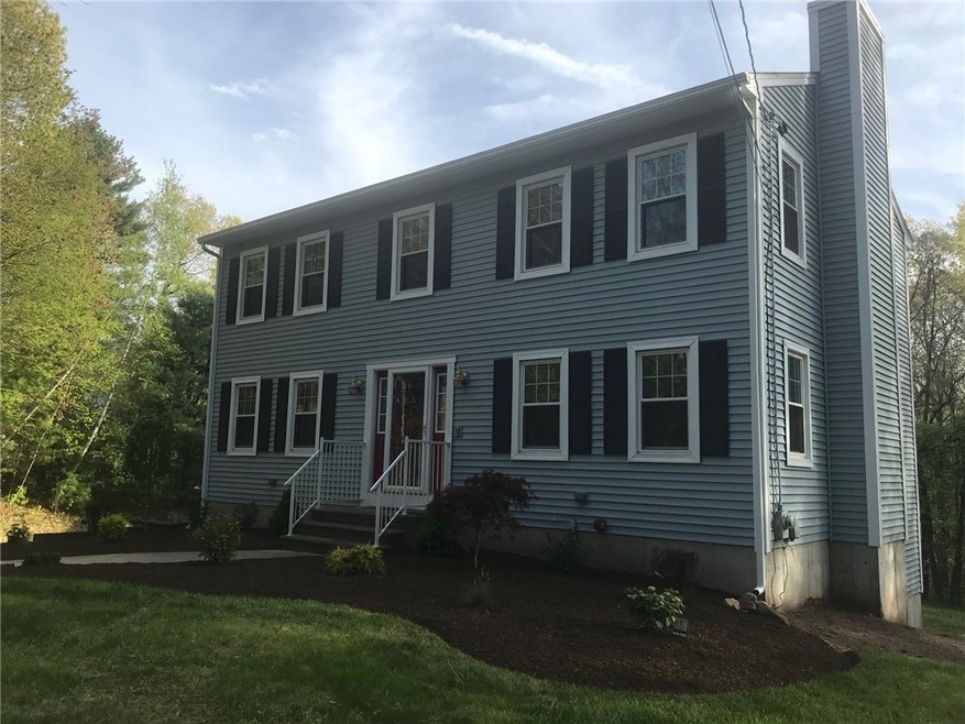 261 Old Oxford Rd, North Smithfield, RI 02896 - photo 1