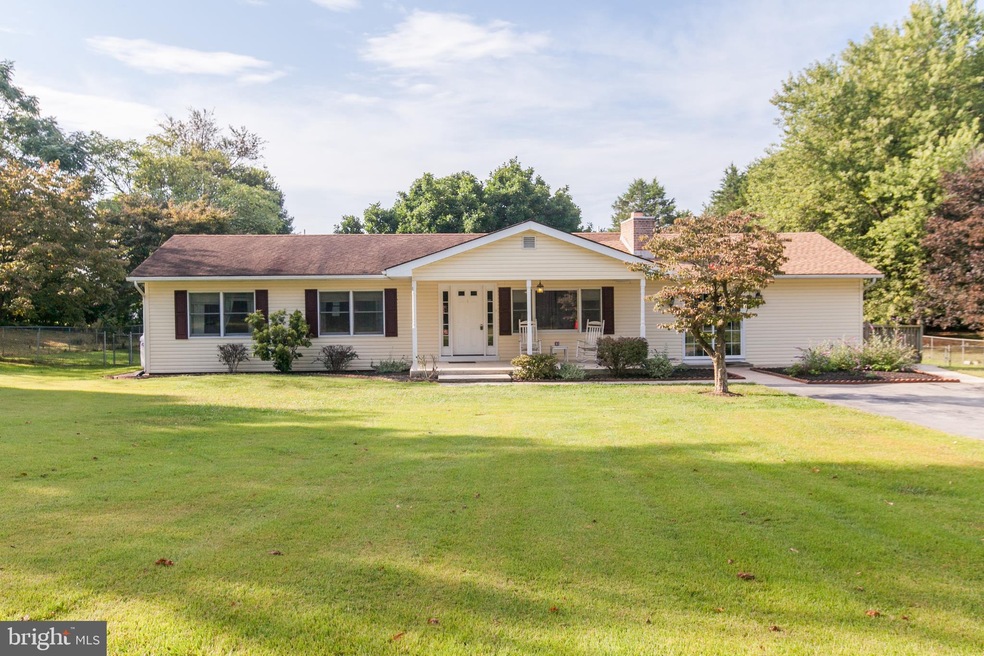 16519 Woburn Rd, Sharpsburg, MD 21782 - photo 1