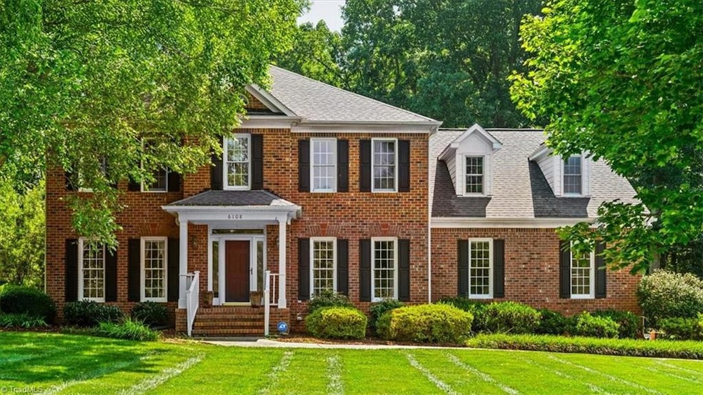 Under Contract $599,900