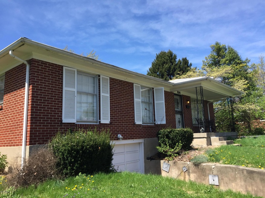 8218 Michael Ray Dr, Louisville, KY 40219 - photo 1