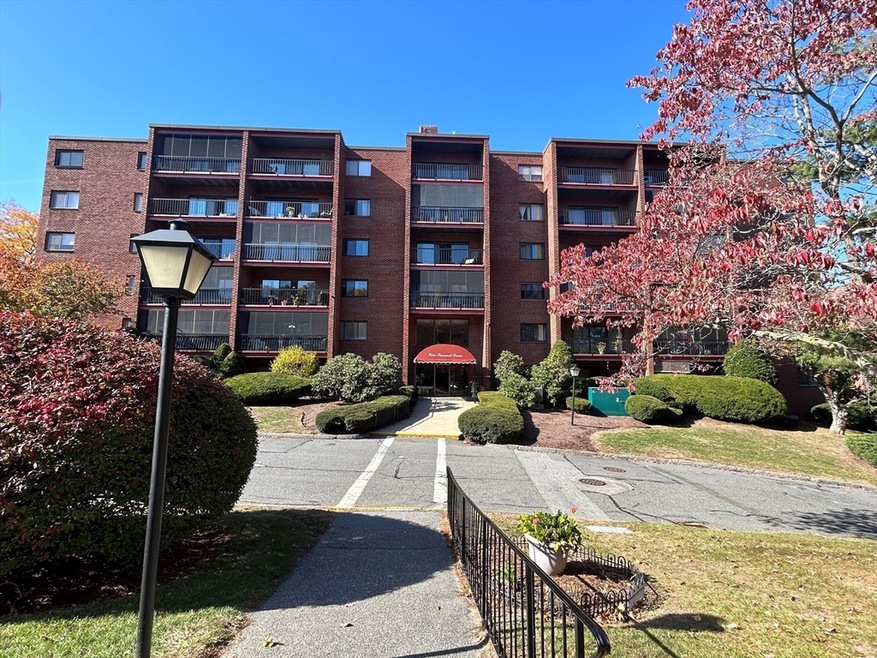 2 Summit Dr unit 63, Reading, MA 01867 - photo 1