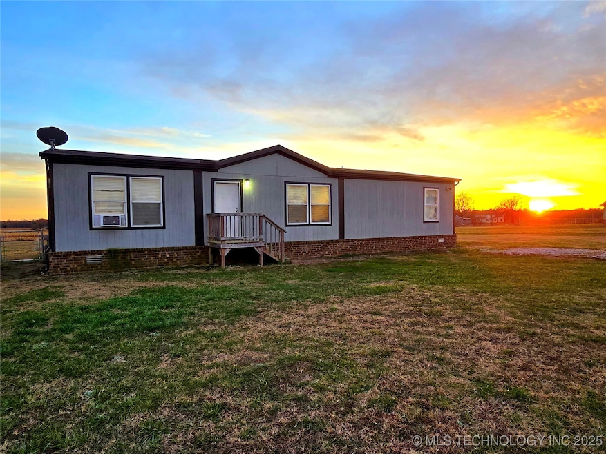 398235 3230 Rd, Ramona, OK 74061 - photo 1