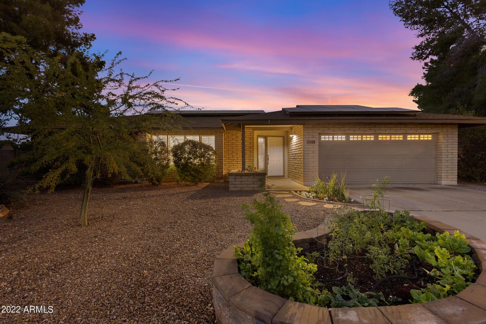 1120 E Julie Dr-55