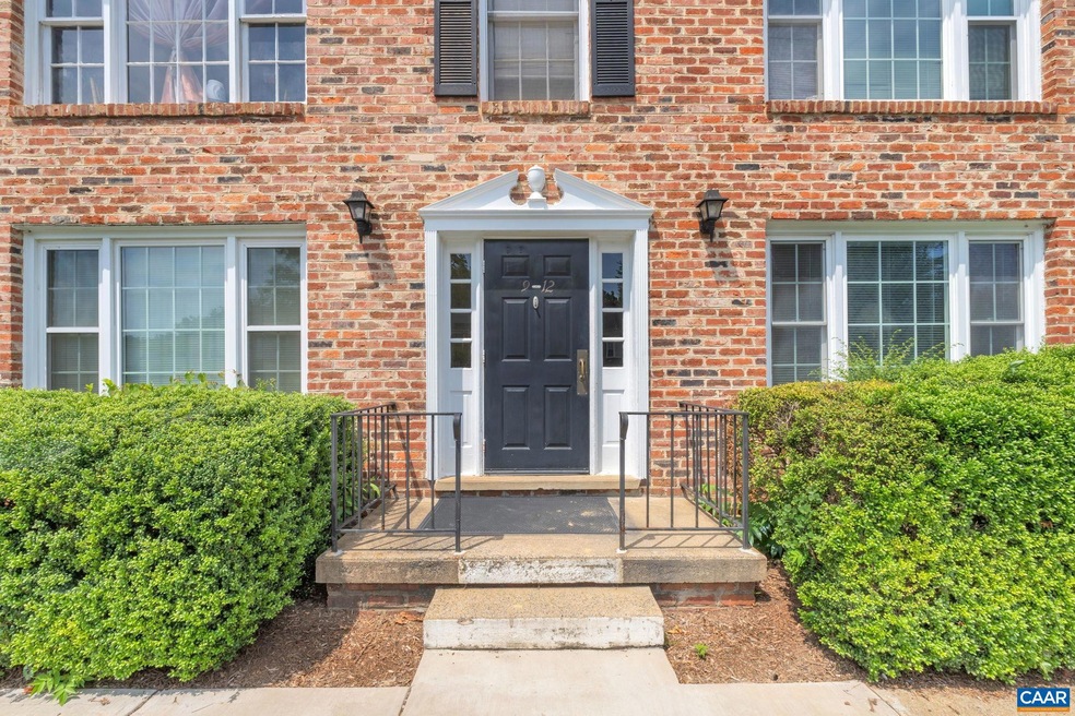 2527 Hydraulic Rd unit 9, Charlottesville, VA 22901 - photo 1