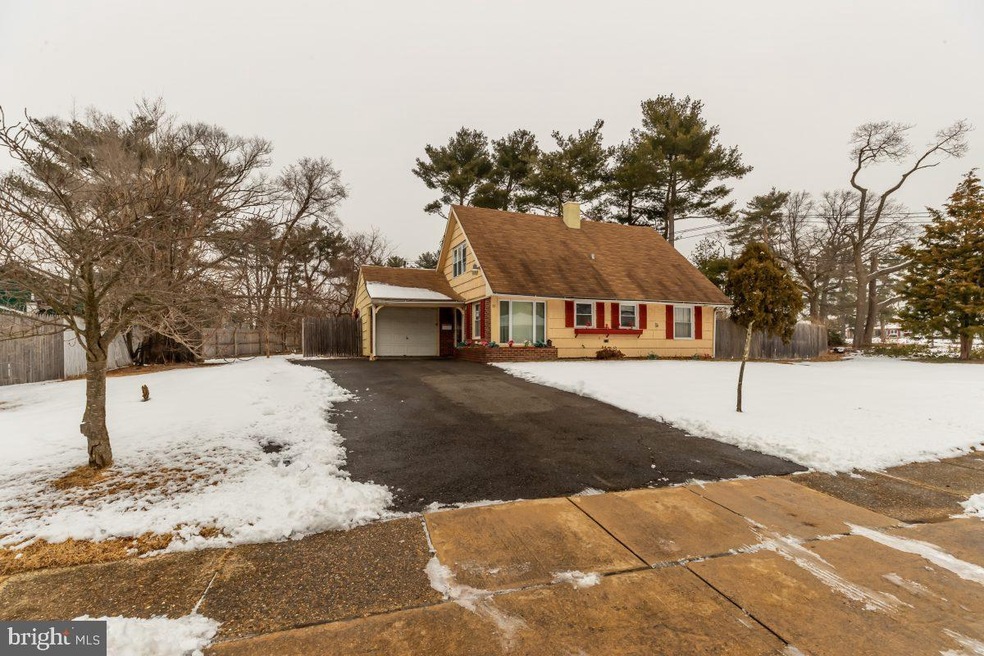 55 Bently Ln, Willingboro, NJ 08046 - photo 1