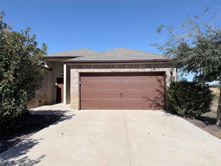 623 Jack Rabbit Ln unit B, Hays, TX 78610 - photo 1