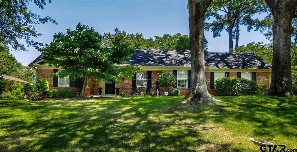 1808 Picadilly Place, Tyler, TX 75703 - photo 1