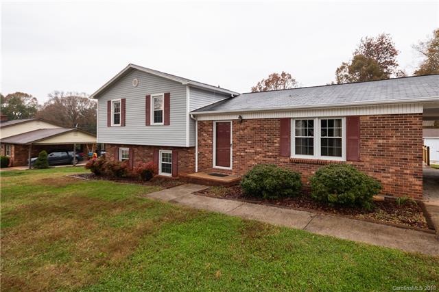 109 Little Forest Ln, Statesville, NC 28625 - photo 1