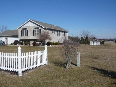10195 Arizona St, Crown Point, IN 46307 - photo 1