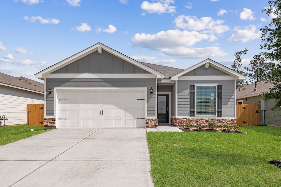 15885 Berry Hill Dr, Conroe, TX 77303 - photo 1