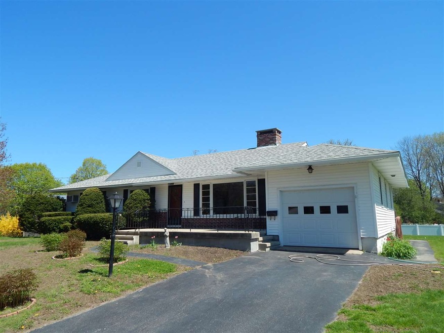 16 Clover St, Exeter, NH 03833 - photo 1