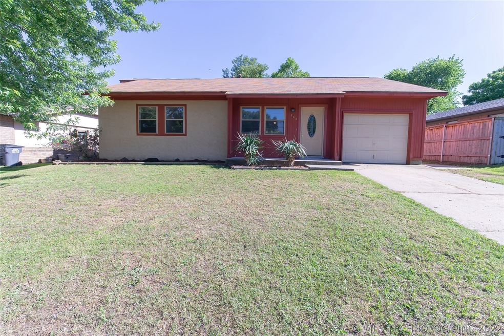 508 W 149th Place, Glenpool, OK 74033 - photo 1