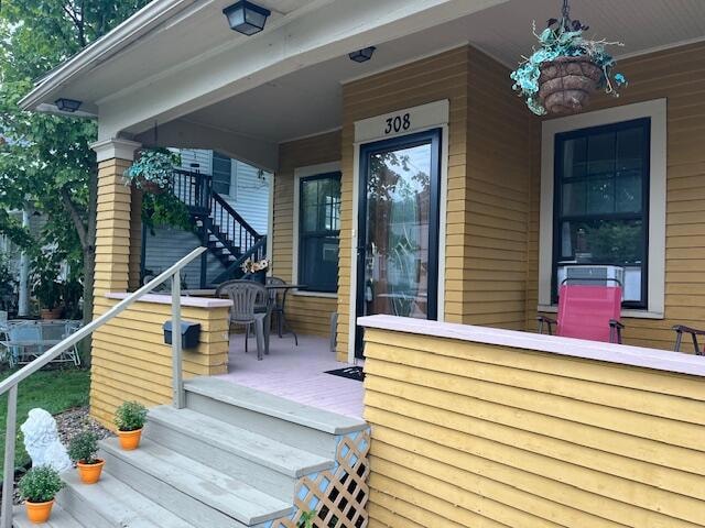 308 Warwick St, La Porte, IN 46350 - photo 1