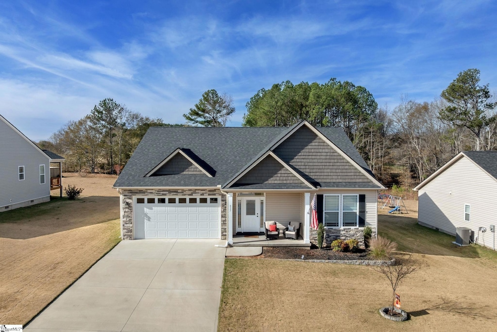 837 Ashton Ridge Rd, Inman, SC 29349 - photo 1