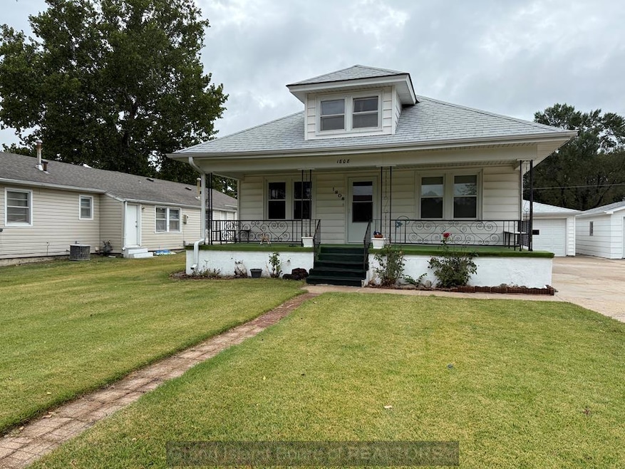 1808 N Kruse Ave, Grand Island, NE 68803 - photo 1