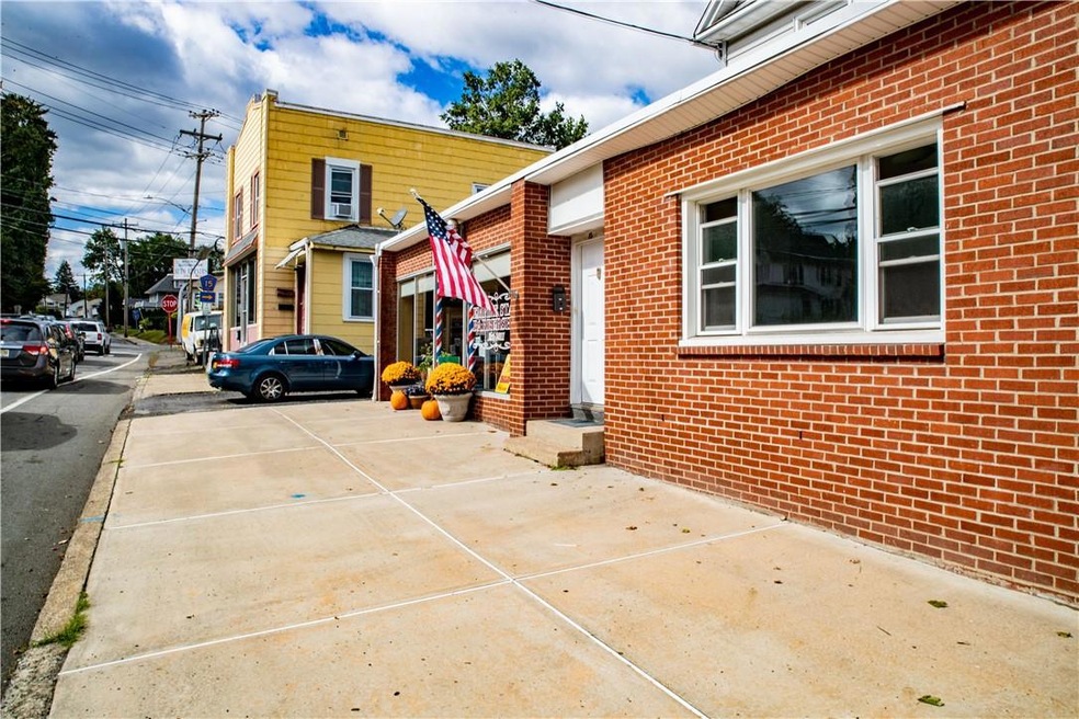 86 Old Tappan Rd unit 2, Tappan, NY 10983 - photo 1