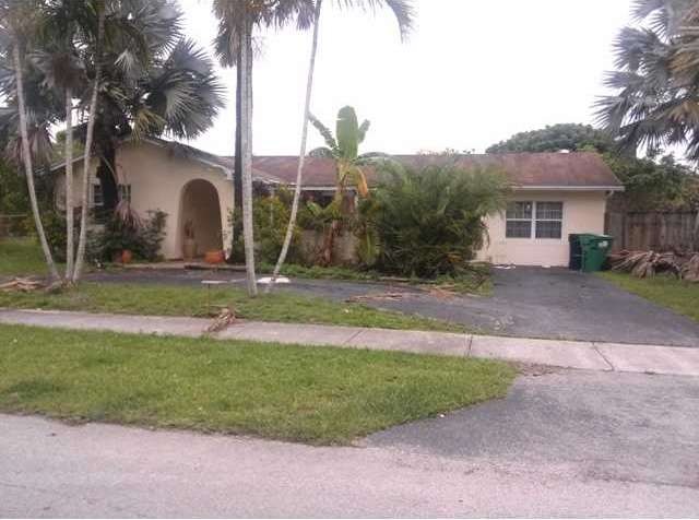 6505 SW 151 Ct, Unincorporated Dade County, FL 33193 - photo 1