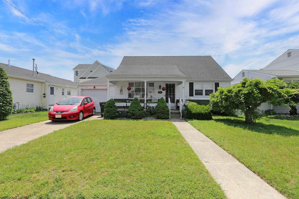 702 Lafayette Blvd, Brigantine, NJ 08203 - photo 1