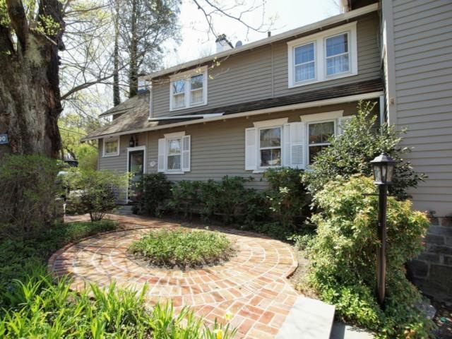 90 Goodwives River Rd, Darien, CT 06820 - photo 1