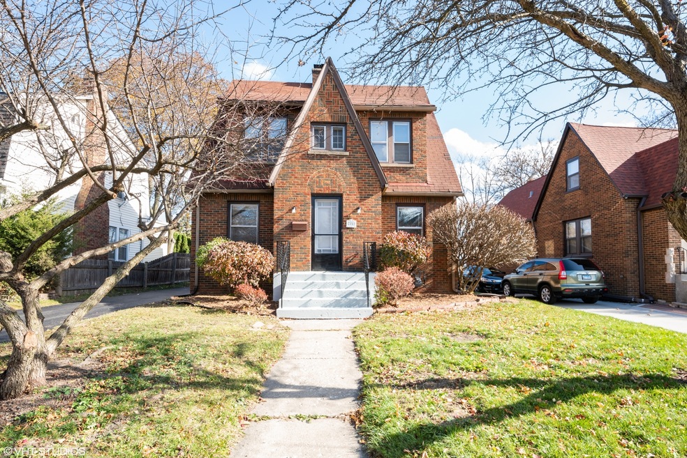 619 N Elmwood Ave, Waukegan, IL 60085 - photo 1