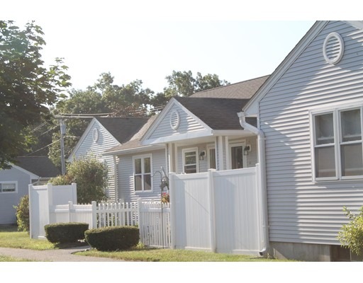 14 Collins St unit 14, Chicopee, MA 01022 - photo 1