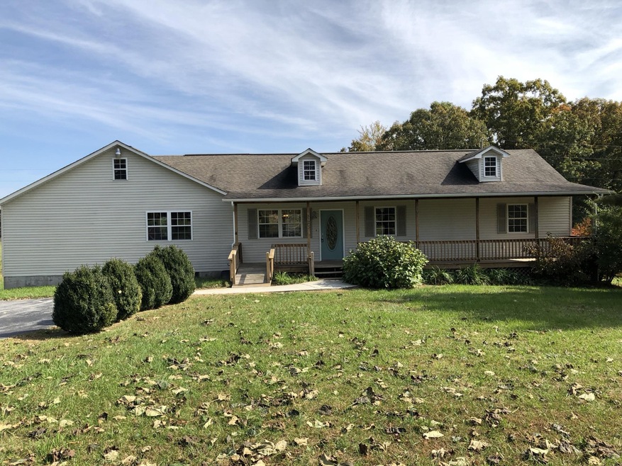 123 Fields Garrett Rd, Crossville, TN 38572 - photo 1