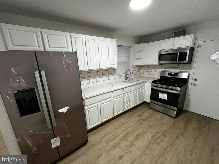 522 Trenton Ave, Camden, NJ 08103 - photo 1