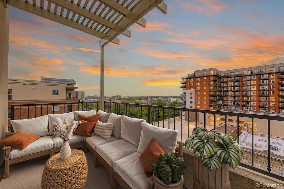 Grant Park Condos unit 827, Denver, CO 80203 - photo 1