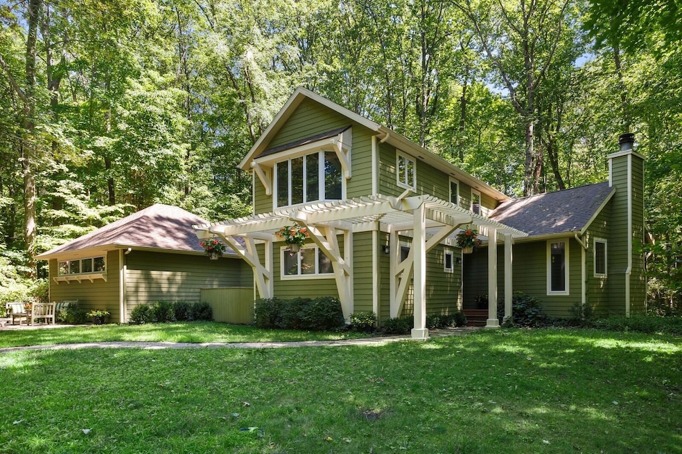 Under Contract $1,895,000 • Co-Listing Agent