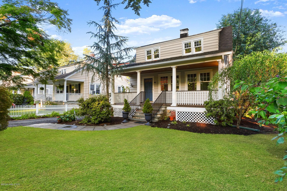 49 Riverside Ave Riverside CT-large-002-