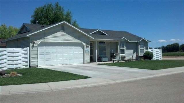 1820 S Woodland Dr, Nampa, ID 83686 - photo 1