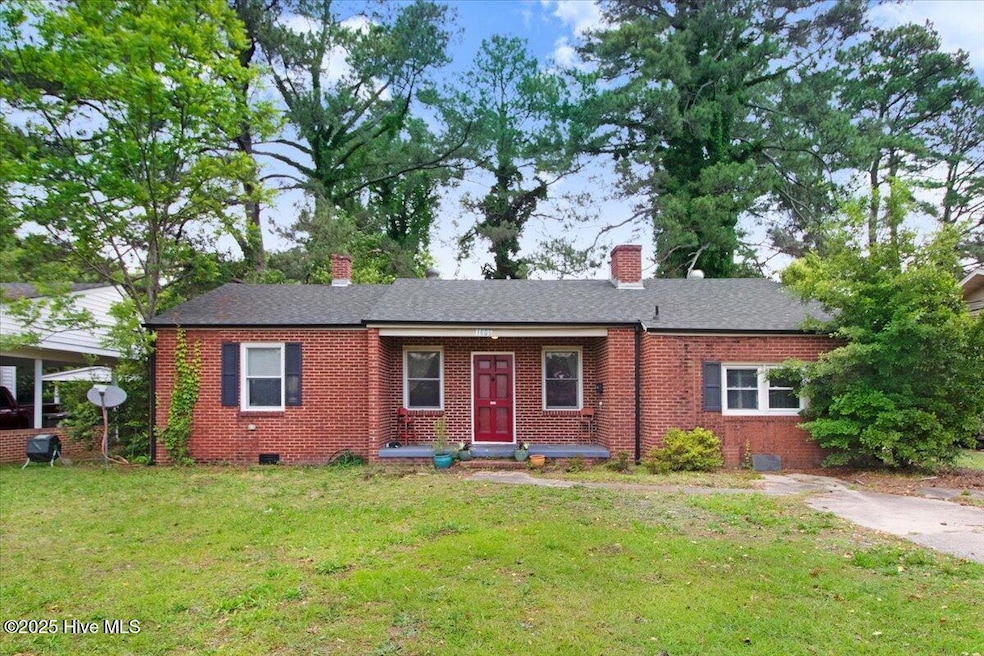 01-1605 E Holly St-1
