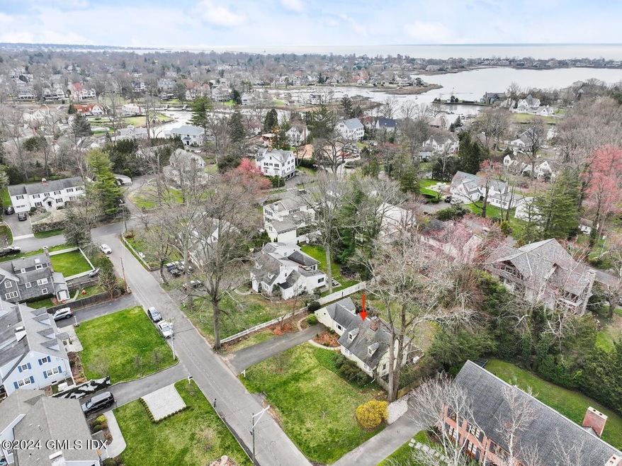 11 Field Rd Riverside CT 06878-large-025