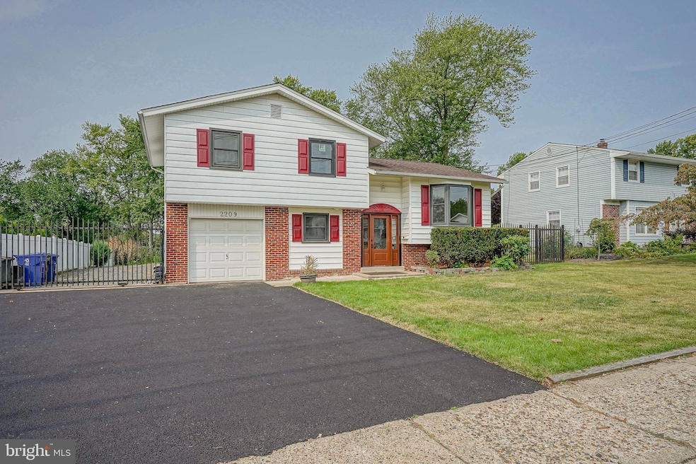 2209 New Albany Rd, Cinnaminson, NJ 08077 - photo 1