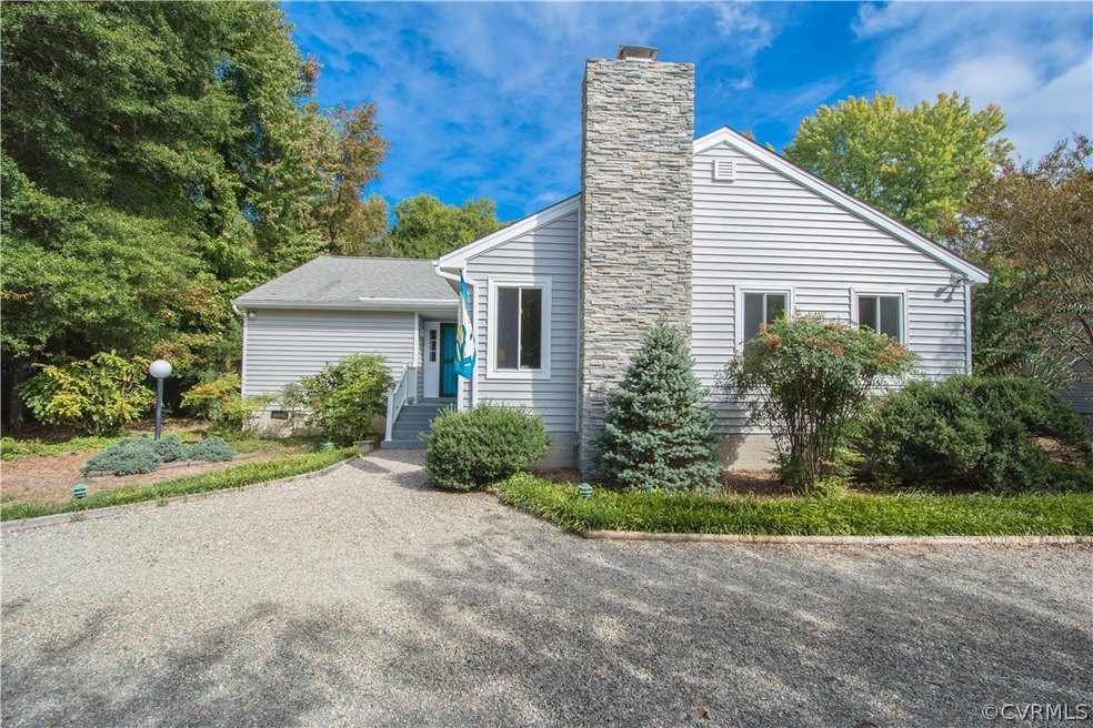 10634 Ramshorn Rd, Midlothian, VA 23113 - photo 1