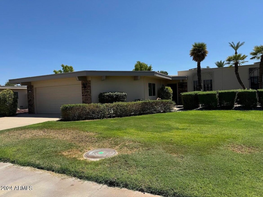 10557 W Pineaire Dr, Sun City, AZ 85351 - photo 1