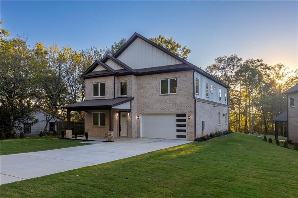 171 Honeysuckle Cir, Lawrenceville, GA 30046 - photo 1