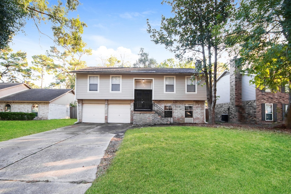 3214 Sycamore Springs Dr, Kingwood, TX 77339 - photo 1